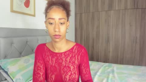 Snapshot of jade_obi chatting on February 2026 02:02:02 PM Jade smile online show from February 2026 02:02:02 PM