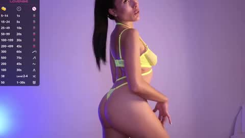 Jade Paris online show from September 2025 07:19:01 AM