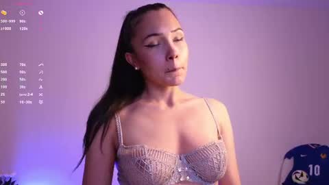 Jade Paris online show from June 2026 05:15:02 PM