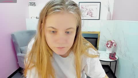 Jade online show from February 2025 01:30:01 PM