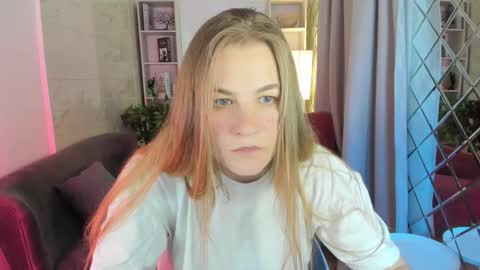 Jade online show from September 2025 08:54:02 PM