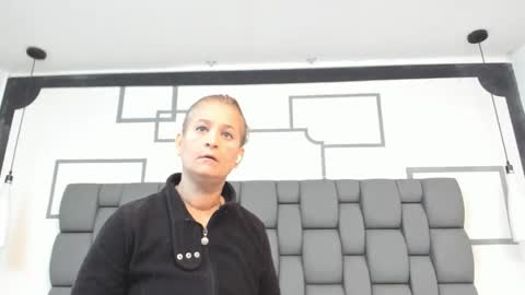 Snapshot of jade_squirt chatting on October 2025 11:30:02 AM Jade online show from October 2025 11:30:02 AM