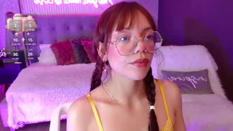 JADE online show from November 2025 09:28:01 PM