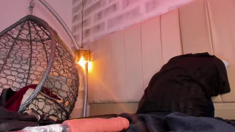 jade swet online show from January 2025 03:13:02 PM