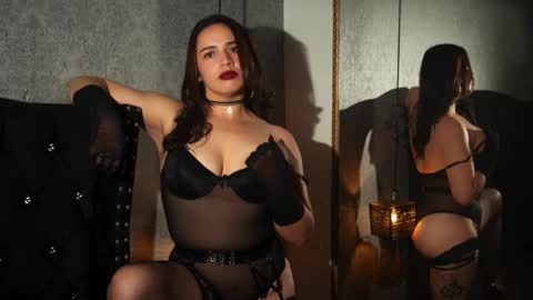 jade swet online show from February 2025 03:24:02 PM