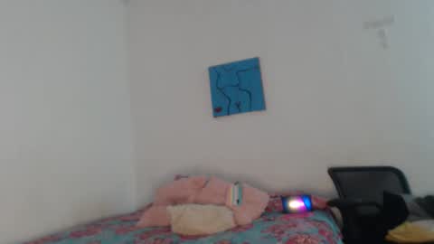 Snapshot of jade_watson19 chatting on October 2025 10:20:02 PM Jade Watson online show from October 2025 10:20:02 PM