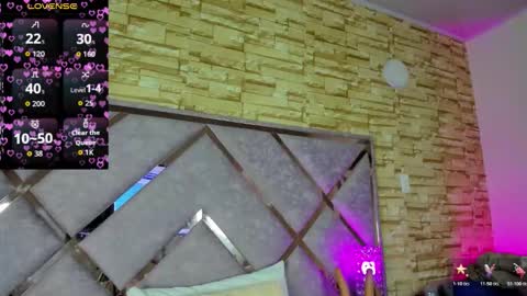 jade white  online show from January 2026 01:26:02 PM