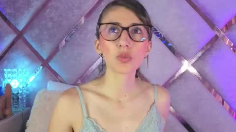 jade white  online show from February 2026 01:49:02 PM