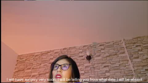 jade white  online show from May 2026 12:24:02 PM