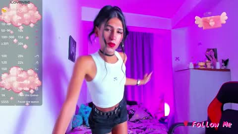 Jade Benett online show from November 2025 12:05:01 AM