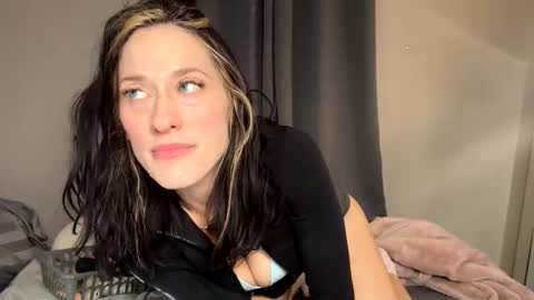 sexyeyes neverlie  online show from March 2026 09:19:01 PM