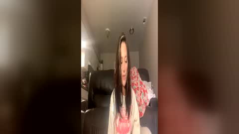 sexyeyes neverlie  online show from June 2026 01:01:02 PM