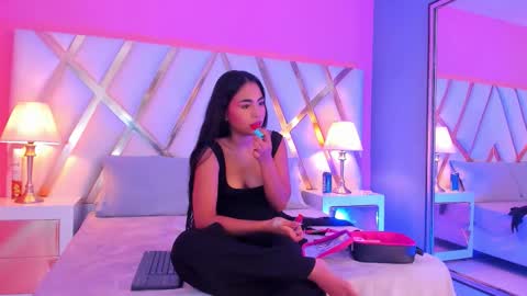 Snapshot of jadeekhan chatting on October 2025 09:16:01 PM Jade online show from October 2025 09:16:01 PM