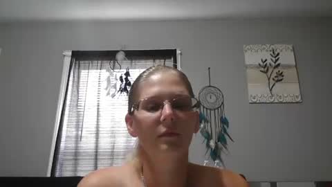 JadeLuv online show from July 2026 05:23:01 PM