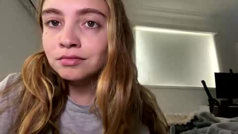 jademonroe0522 online show from February 2026 03:05:02 PM