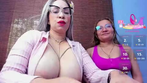 JADEMOOMS online show from October 2025 09:21:02 PM