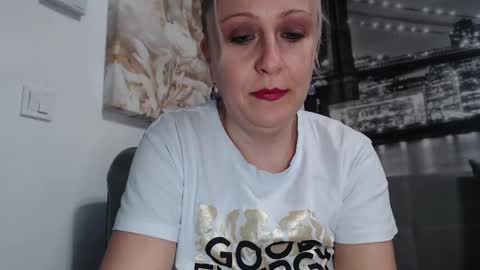 Snapshot of jadesweetness chatting on December 2024 12:02:01 PM kate online show from December 2024 12:02:01 PM