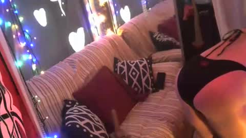 Snapshot of jaebaegoandslay chatting on January 2025 09:43:02 PM Jamie Rose Queenschild ever... online show from January 2025 09:43:02 PM