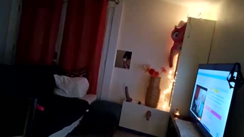 Snapshot of jaebaegoandslay chatting on February 2026 04:33:01 AM Jamie Rose Queenschild ever... online show from February 2026 04:33:01 AM