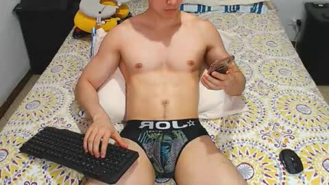 Snapshot of jahshot4 chatting on October 2025 07:44:02 PM jahshot4 online show from October 2025 07:44:02 PM