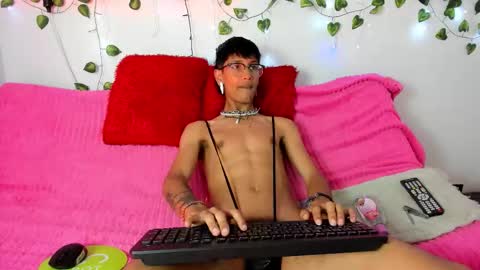 Jaick xxx online show from October 2025 12:28:01 PM