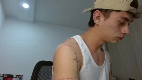 Snapshot of jaico_santos1 chatting on May 2026 11:21:01 PM Jaico online show from May 2026 11:21:01 PM