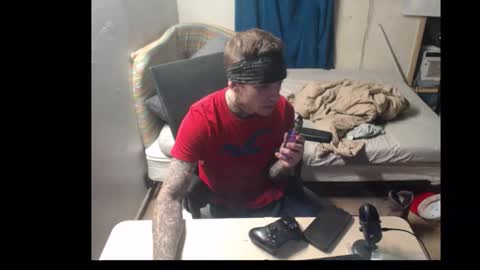 showingitoff online show from November 2025 05:53:01 AM