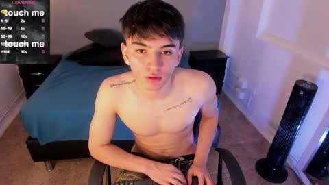 jake   online show from December 2024 08:50:02 PM