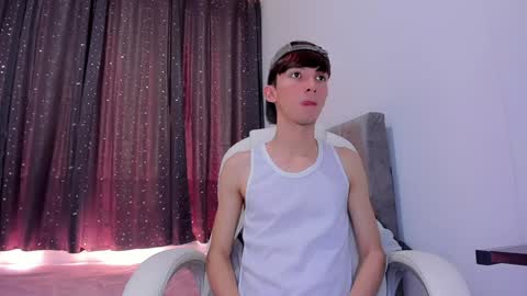 Snapshot of jake_evanss_ chatting on December 2024 03:28:02 PM JAKE online show from December 2024 03:28:02 PM