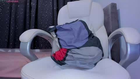 Snapshot of jake_evanss_ chatting on December 2024 10:25:01 AM JAKE online show from December 2024 10:25:01 AM