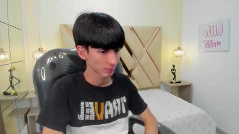 Snapshot of jake_evanss_ chatting on October 2025 03:59:02 AM JAKE online show from October 2025 03:59:02 AM