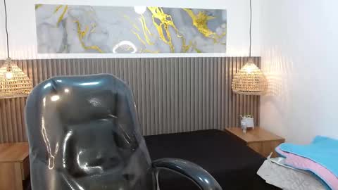 Snapshot of jake_evanss_ chatting on November 2025 02:06:02 PM JAKE online show from November 2025 02:06:02 PM