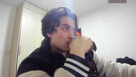 Snapshot of jake_murphy chatting on December 2024 06:35:01 AM jake_murphy online show from December 2024 06:35:01 AM