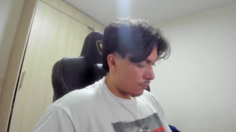 Snapshot of jake_murphy chatting on January 2025 04:12:02 AM jake_murphy online show from January 2025 04:12:02 AM