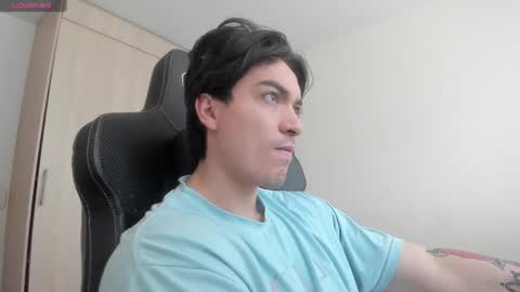 Snapshot of jake_murphy chatting on February 2025 02:26:01 PM jake_murphy online show from February 2025 02:26:01 PM