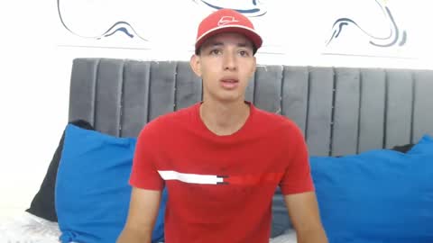 Hi guys im new 3 online show from March 2025 01:36:01 PM