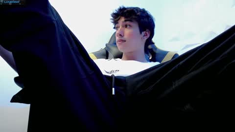 Snapshot of jake_tripp chatting on February 2025 03:50:01 AM jake_tripp online show from February 2025 03:50:01 AM