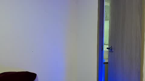 Santiago online show from February 2025 06:08:01 AM