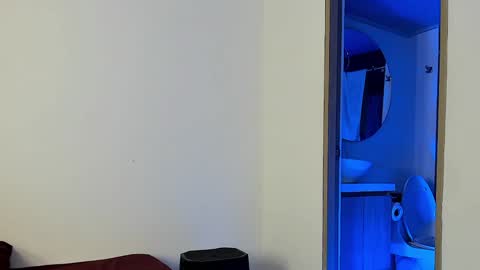 Santiago online show from February 2025 10:39:02 AM