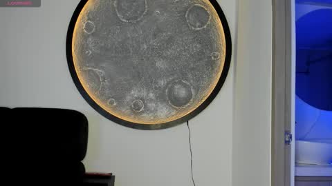 Santiago online show from November 2025 02:56:02 AM