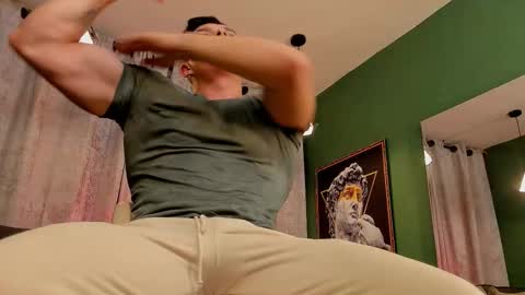 Snapshot of jakee_tyler chatting on October 2025 10:54:02 PM Jake Tyler online show from October 2025 10:54:02 PM