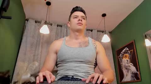 Snapshot of jakee_tyler chatting on November 2025 07:57:02 PM Jake Tyler online show from November 2025 07:57:02 PM