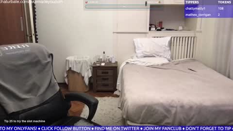 Snapshot of jakemadeyoucum chatting on December 2024 01:29:01 AM Jake Wallace online show from December 2024 01:29:01 AM