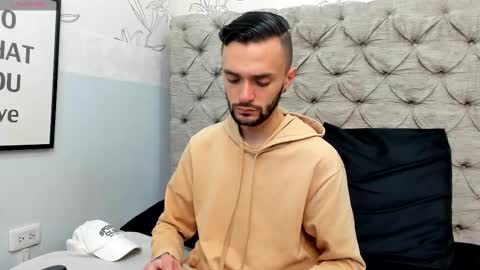Snapshot of jakemagnus_ chatting on December 2024 12:20:02 PM jakemagnus_ online show from December 2024 12:20:02 PM