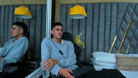 jakemoxleey online show from December 2024 12:23:02 PM