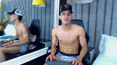 jakemoxleey online show from January 2025 06:37:02 PM