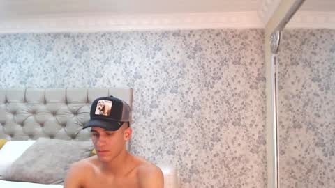 jakemoxleey online show from February 2025 06:56:01 PM