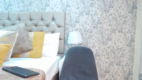 jakemoxleey online show from February 2025 08:33:01 PM