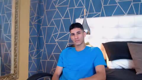 jakemoxleey online show from February 2025 12:31:01 PM