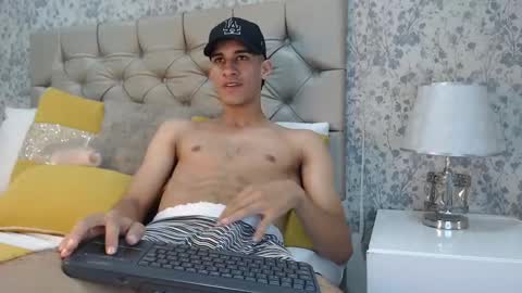 jakemoxleey online show from March 2025 09:20:01 PM